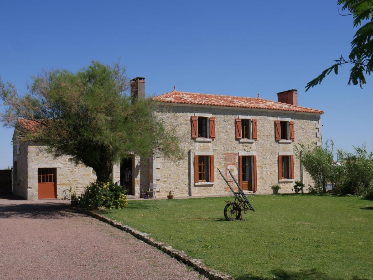 Le Tamaris Chambres D'Hotes Sainte-Hermine Exterior photo